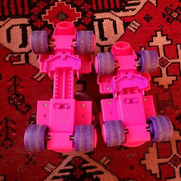Zippy Adjustable Toddler and Children’s Starter Roller Skates - Picture 2 of 4